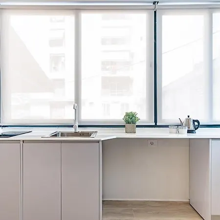 New Chic Apartment- Heart Of The Center Of Himarë